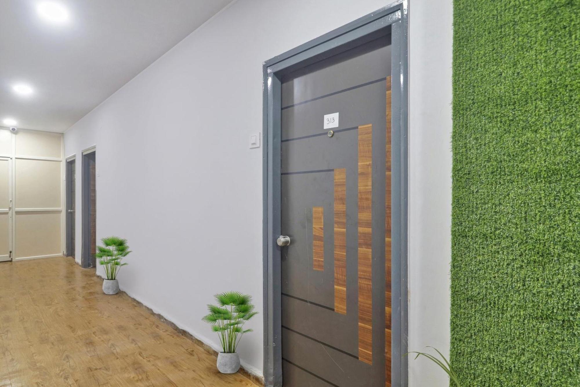 Townhouse S Continental Otel Haydarabad Dış mekan fotoğraf